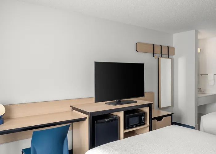 Express By Marriott- 4*